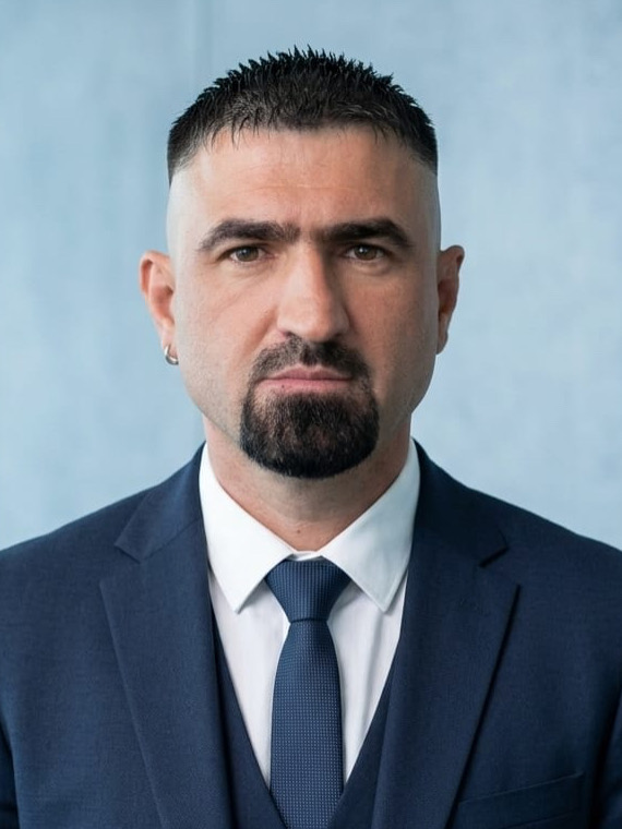 Завірюха Микола